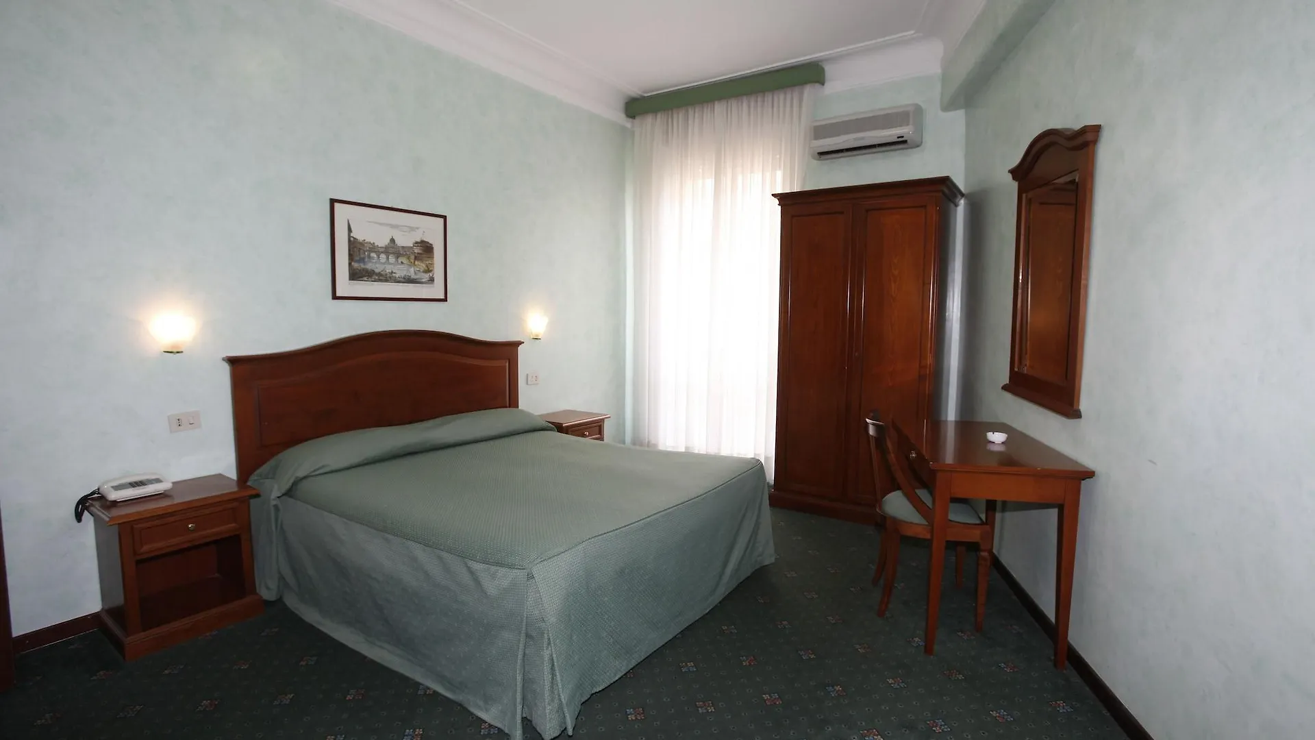Hotel Adriatic Roma