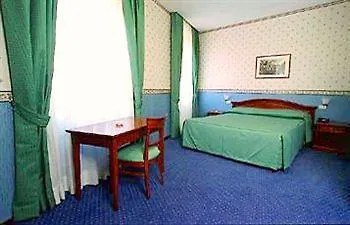 רומא Hotel Adriatic